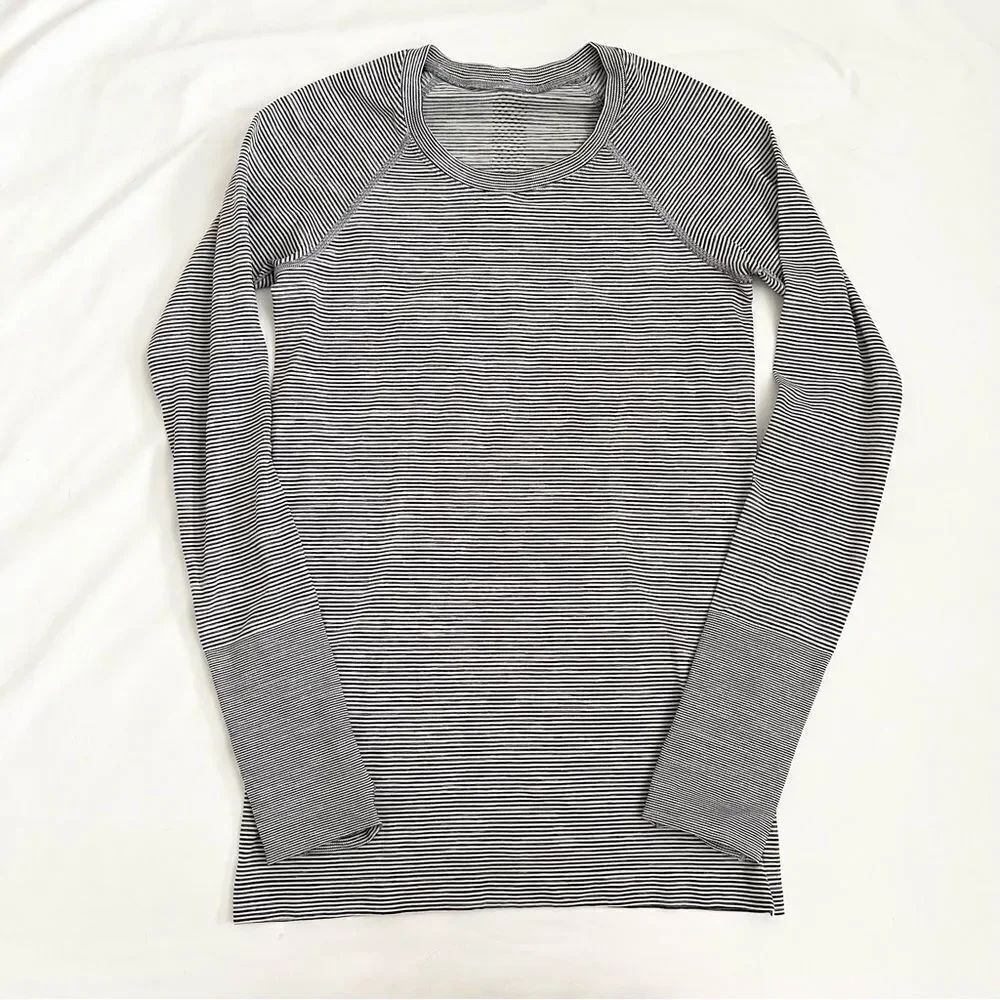 Lululemon swiftly speed long sleeve size 6 women’s black white stripe